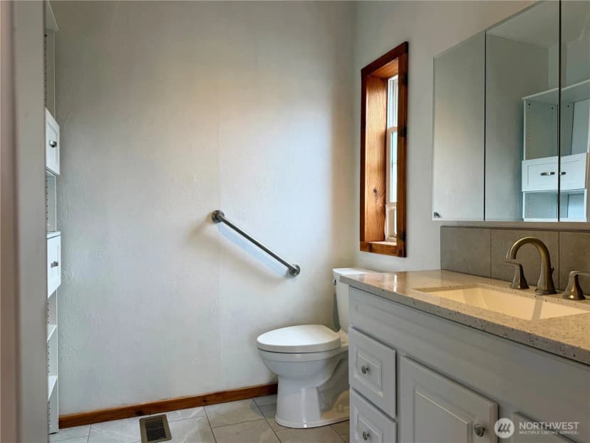 Property photo for 222 Maple Avenue Nw #35, Napavine photo 15