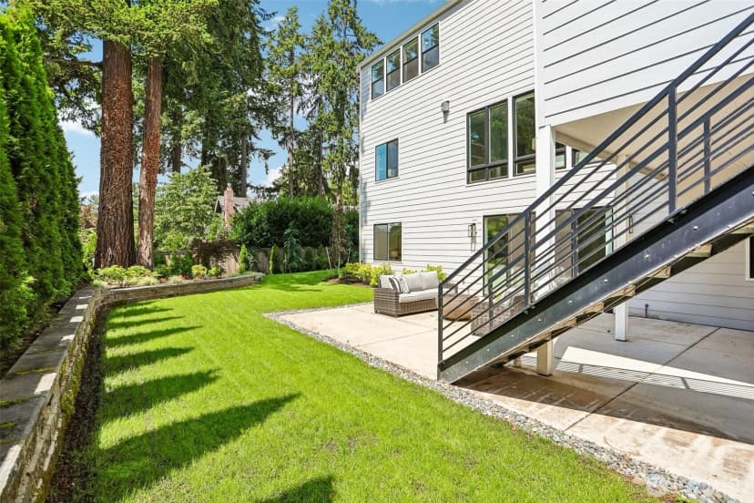 Property photo for 3072 106th Street Se, Bellevue photo 19