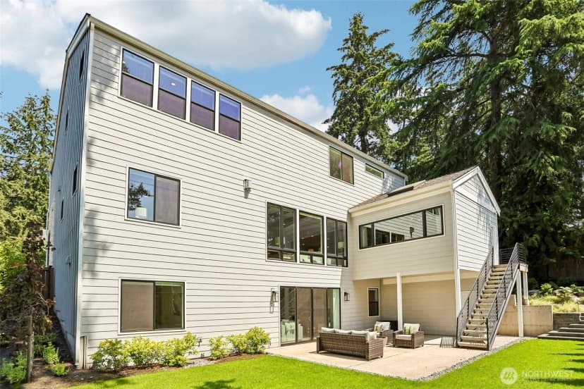 Property photo for 3072 106th Street Se, Bellevue photo 37