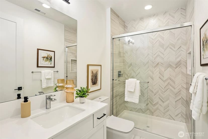 Property photo for 3072 106th Street Se, Bellevue photo 35