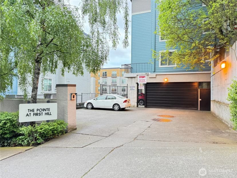 Property photo for 300 10th Avenue #b305, Seattle photo 38