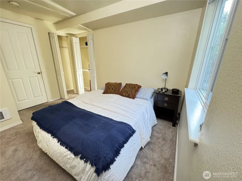 Property photo for 300 10th Avenue #b305, Seattle photo 20