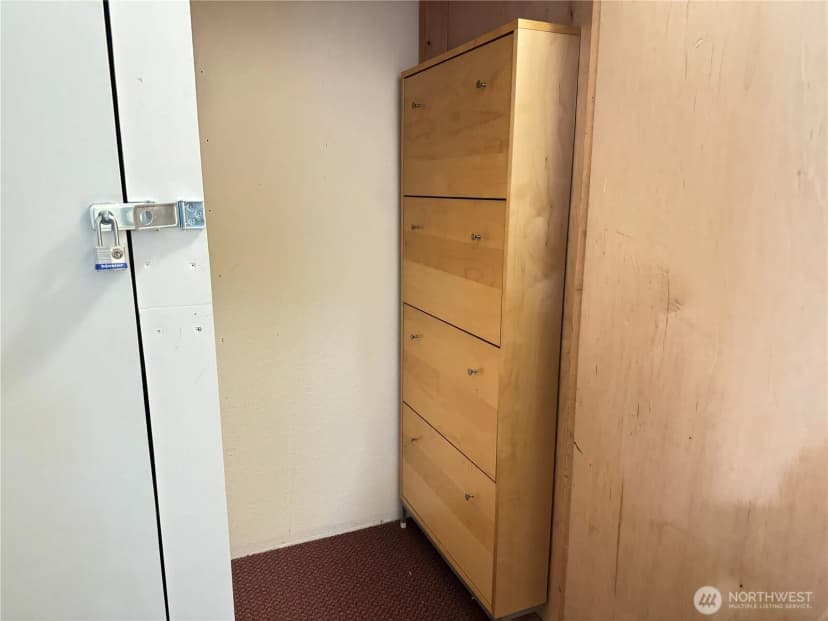 Property photo for 300 10th Avenue #b305, Seattle photo 29
