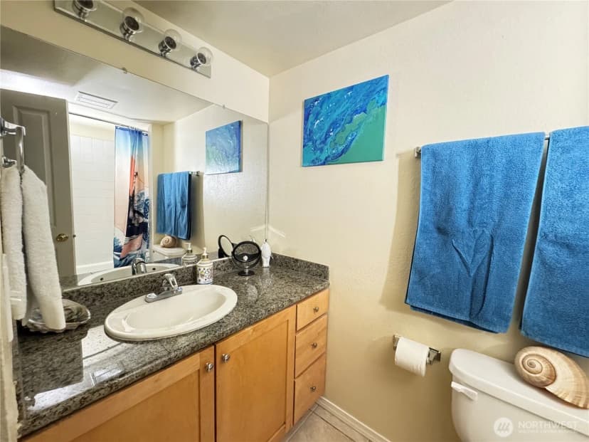 Property photo for 300 10th Avenue #b305, Seattle photo 24