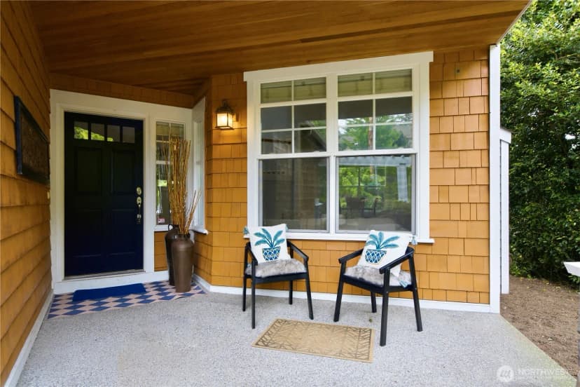 Property photo for 10115 Ne 24th St, Bellevue photo 32