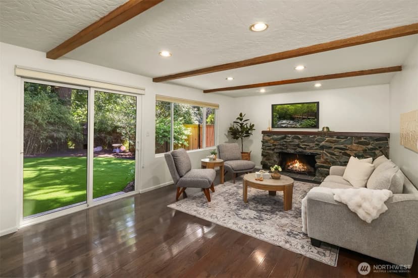 Property photo for 7061 Ne 137th Street, Kirkland photo 15