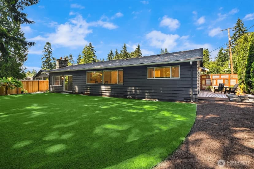 Property photo for 7061 Ne 137th Street, Kirkland photo 20