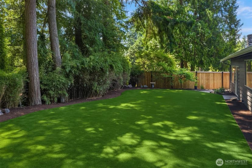 Property photo for 7061 Ne 137th Street, Kirkland photo 25