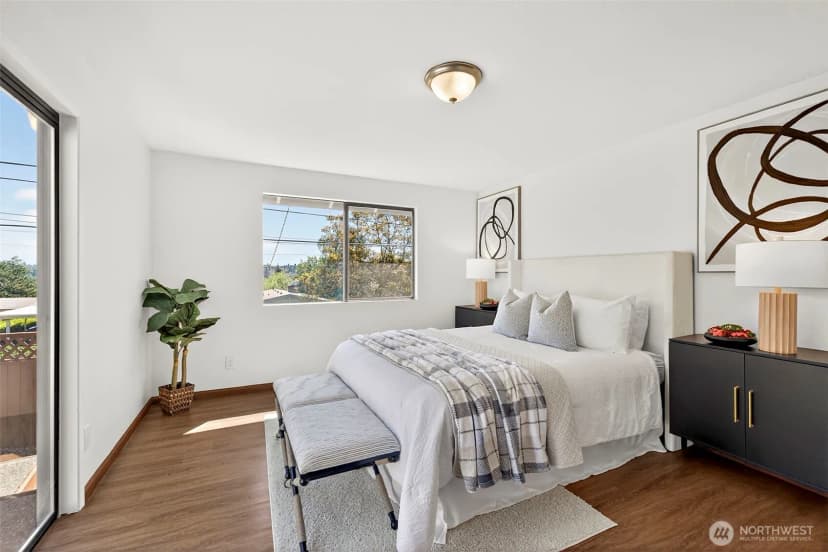 Property photo for 3415 24th Avenue W, Seattle photo 11
