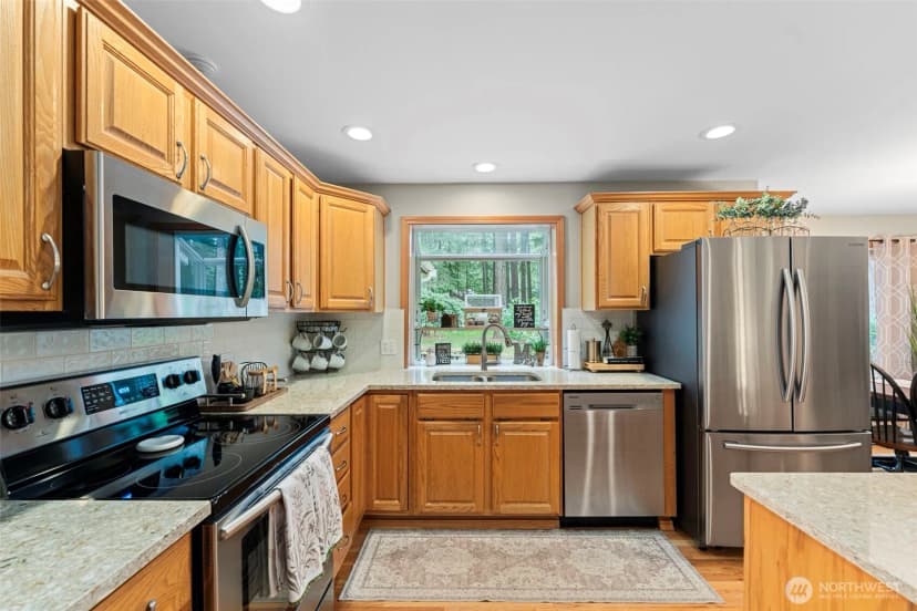 Property photo for 29315 204th Place Se, Kent photo 6