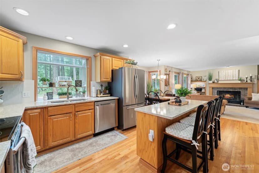 Property photo for 29315 204th Place Se, Kent photo 5