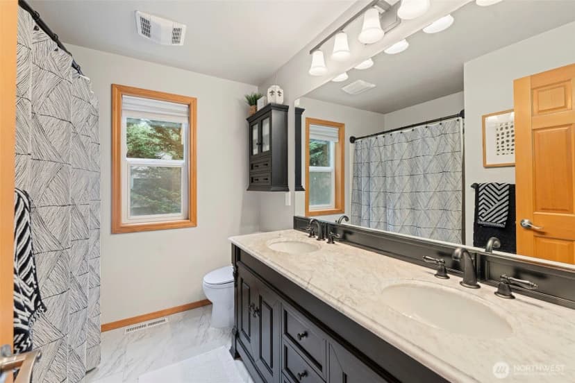 Property photo for 29315 204th Place Se, Kent photo 29