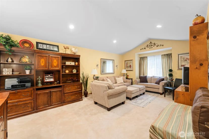 Property photo for 29315 204th Place Se, Kent photo 31
