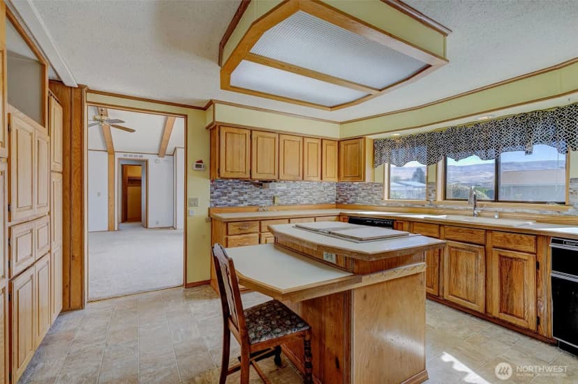 Property photo for 1308 Glacier Place #67, Wenatchee photo 8
