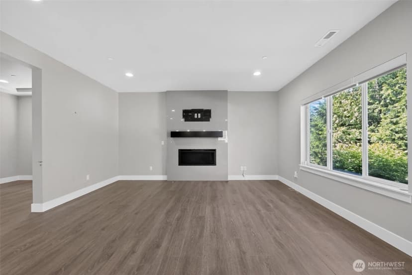Property photo for 1720 182nd Place Sw, Lynnwood photo 7