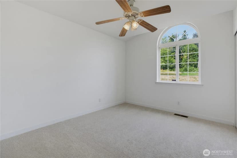 Property photo for 5511 96th Drive Se, Snohomish photo 17