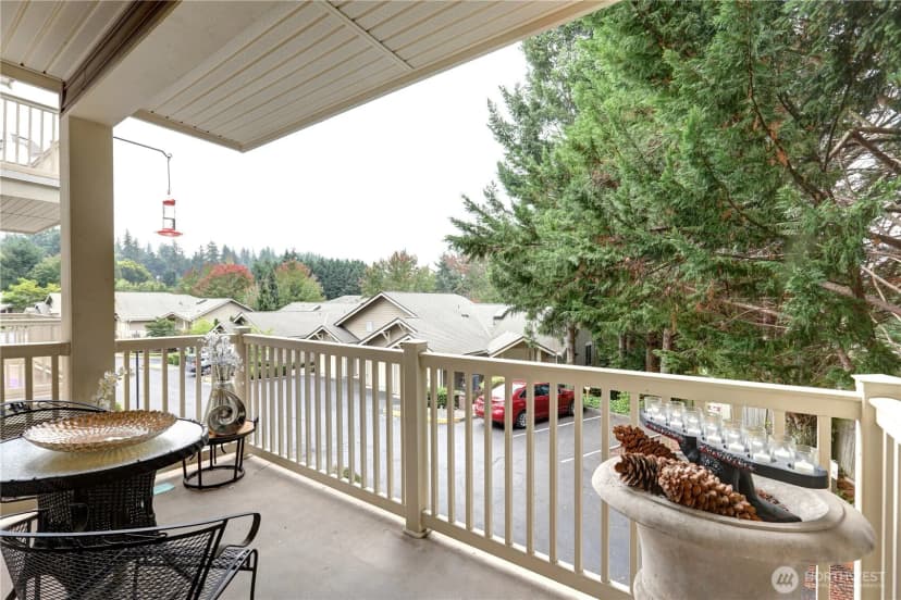 Property photo for 18654 Ne 56th Court #18654, Redmond photo 13