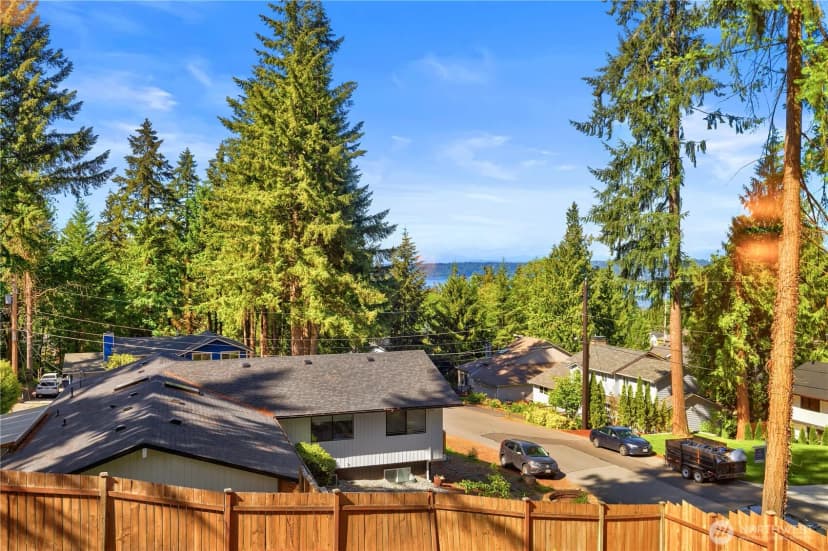 Property photo for 16142 Se 42 Place, Bellevue photo 37