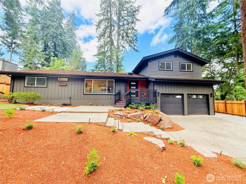 Property photo for 16142 Se 42 Place, Bellevue photo 2