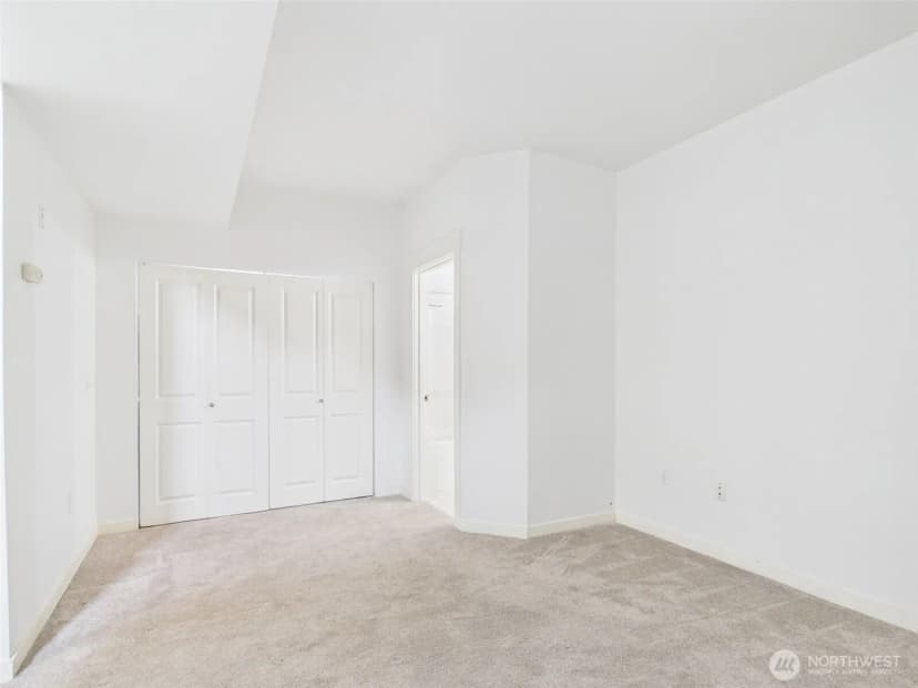 Property photo for 23120 Se Black Nugget Rd Road #a6, Issaquah photo 25