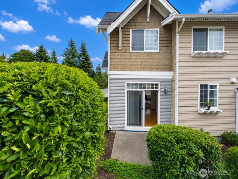 Property photo for 23120 Se Black Nugget Rd Road #a6, Issaquah photo 31