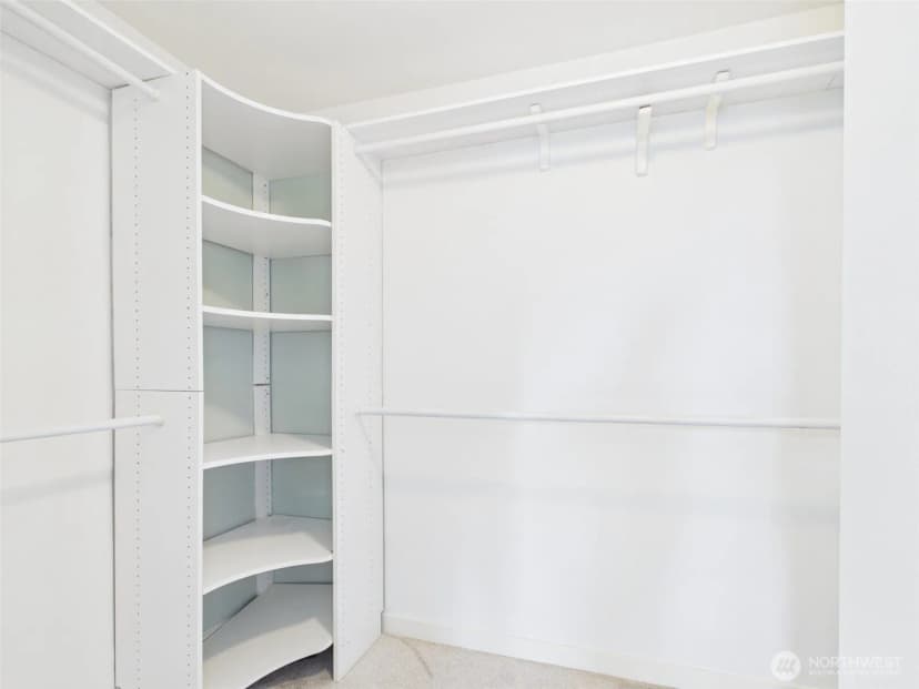 Property photo for 23120 Se Black Nugget Rd Road #a6, Issaquah photo 15