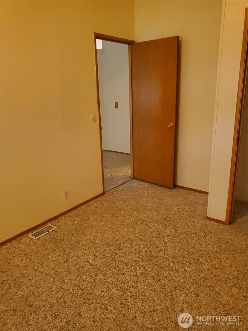 Property photo for 201 W Oakview #34, Centralia photo 12