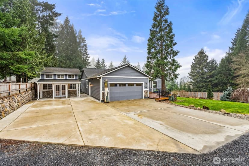 Property photo for 3115 & 3119 Zenkner Valley Road Sw, Centralia photo 3