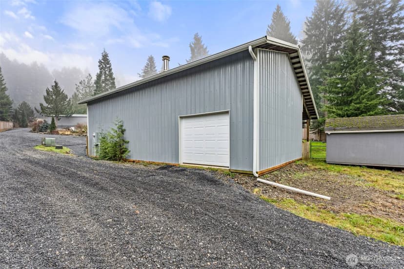 Property photo for 3115 & 3119 Zenkner Valley Road Sw, Centralia photo 5