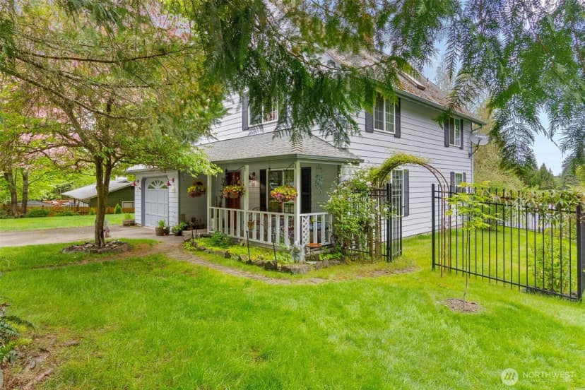 Property photo for 4914 24th Avenue Se, Lacey photo 3