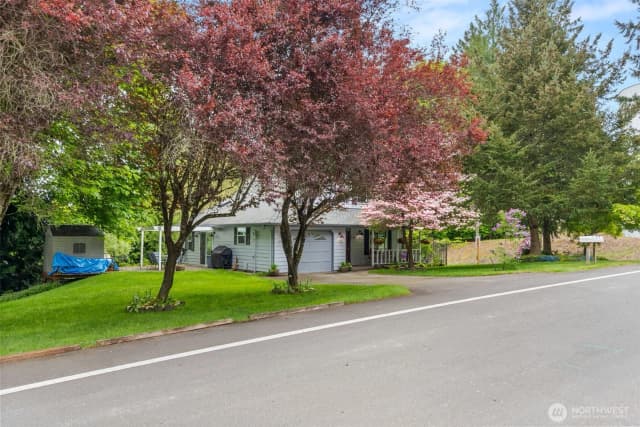 Property photo for 4914 24th Avenue Se, Lacey photo 4
