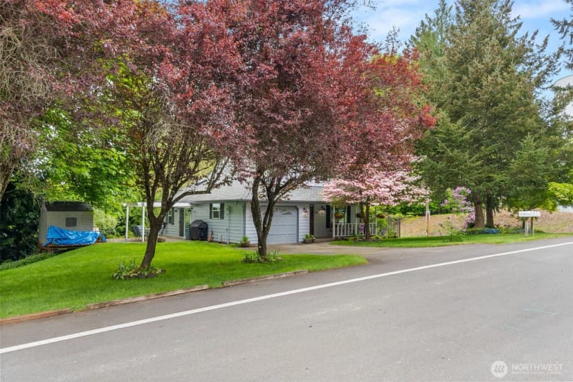 Property photo for 4914 24th Avenue Se, Lacey photo 4