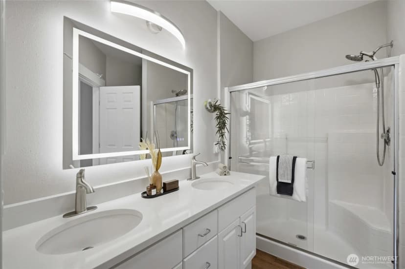 Property photo for 14140 Se 171st Way #e204, Renton photo 14