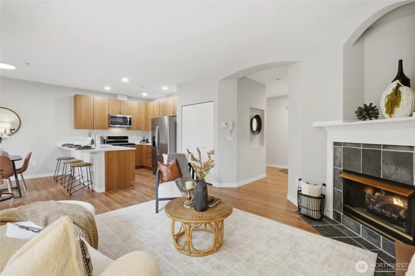 Property photo for 14140 Se 171st Way #e204, Renton photo 2