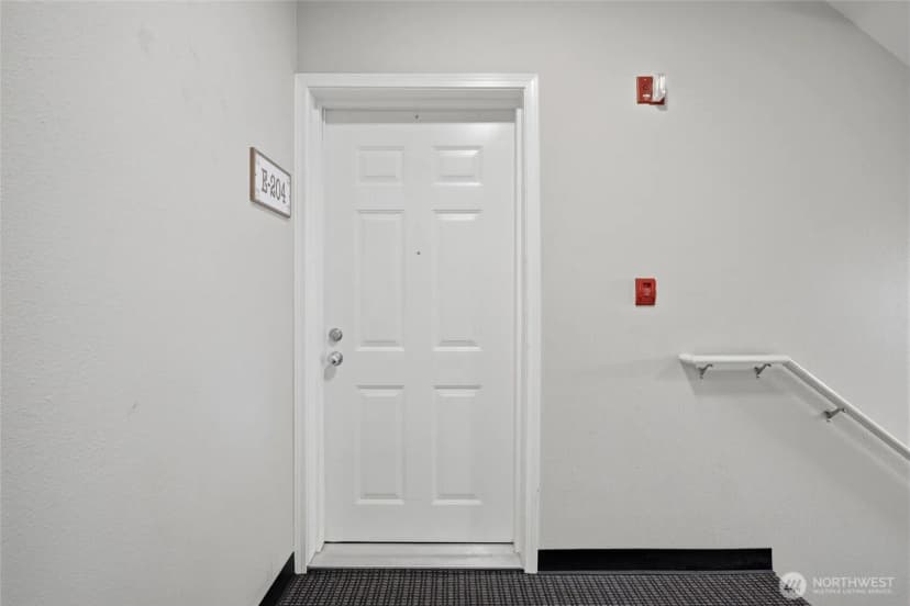 Property photo for 14140 Se 171st Way #e204, Renton photo 28
