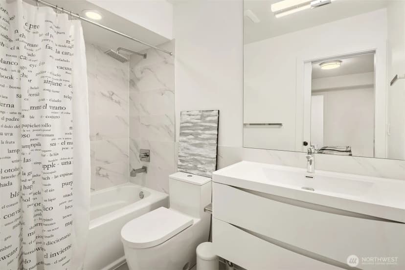 Property photo for 426 Wheeler Street, Seattle photo 24