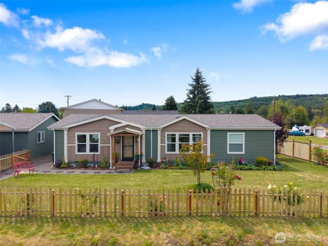 Property photo for 608 Main Street, Vader
