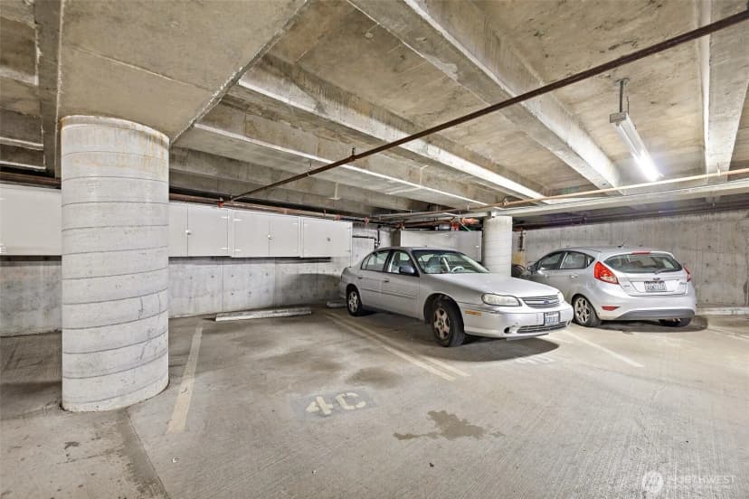 Property photo for 1300 University Street #4c, Seattle photo 26