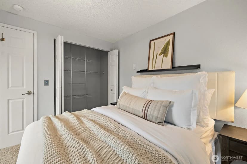 Property photo for 1300 University Street #4c, Seattle photo 10