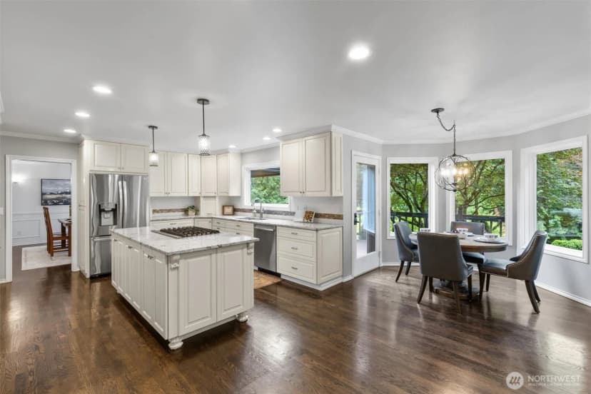Property photo for 1017 221st Avenue Se, Sammamish photo 13
