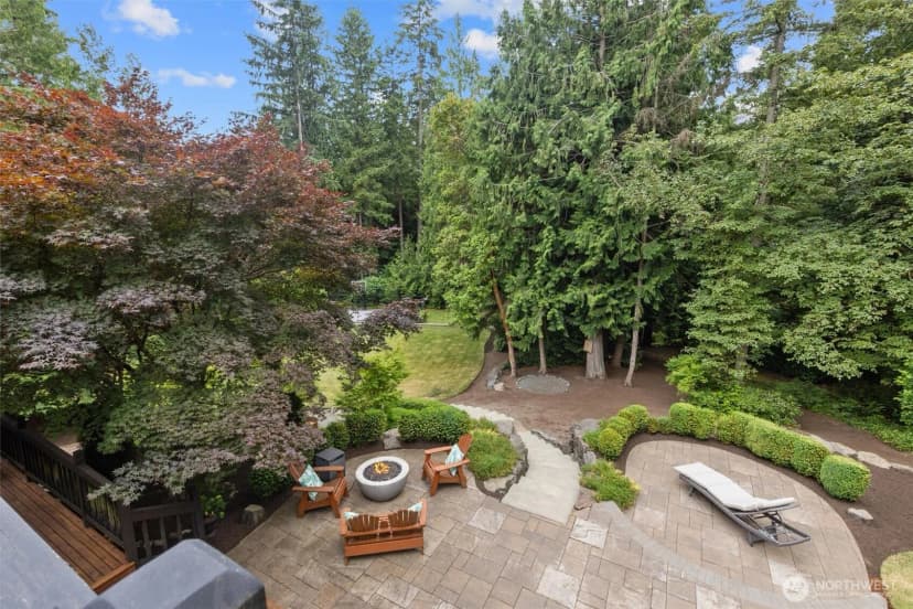 Property photo for 1017 221st Avenue Se, Sammamish photo 26