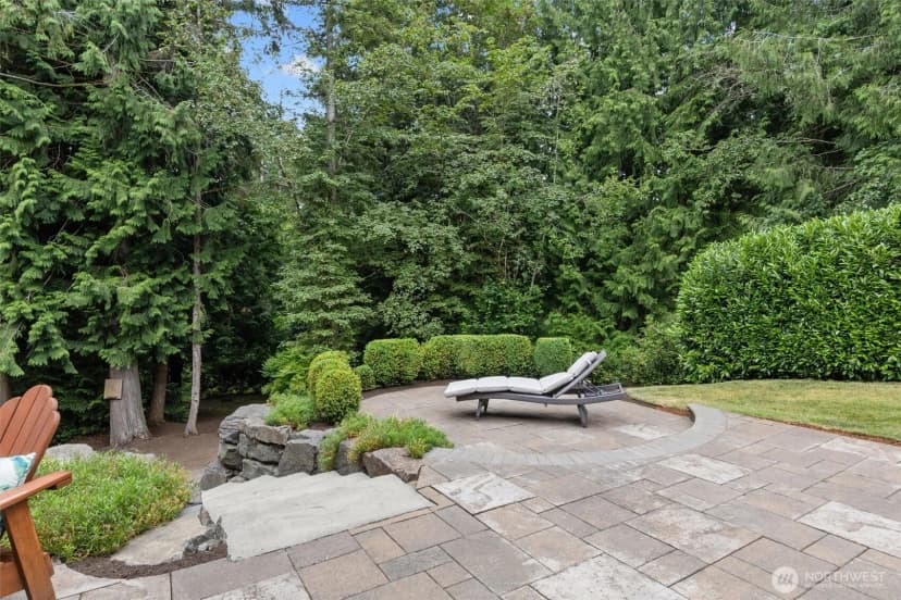 Property photo for 1017 221st Avenue Se, Sammamish photo 37