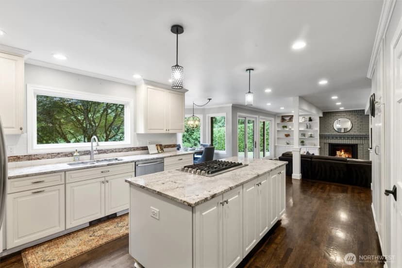 Property photo for 1017 221st Avenue Se, Sammamish photo 15
