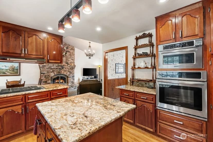 Property photo for 2706 Walnut Loop Nw, Olympia photo 15