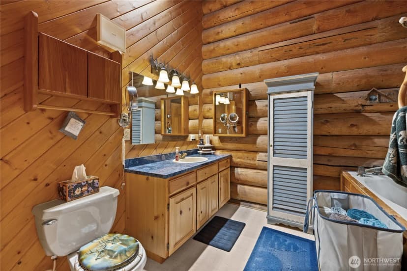 Property photo for 31116 Webster Road E, Eatonville photo 29