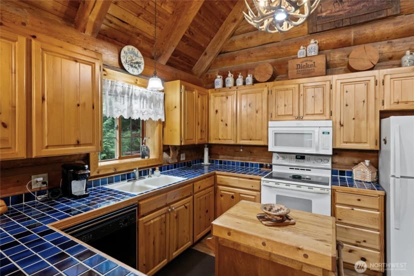 Property photo for 31116 Webster Road E, Eatonville photo 15