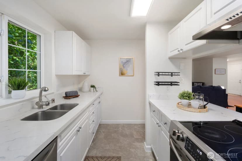 Property photo for 23333 Cedar Way #c201, Mountlake Terrace photo 9