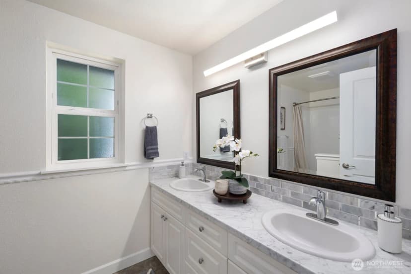 Property photo for 23333 Cedar Way #c201, Mountlake Terrace photo 12
