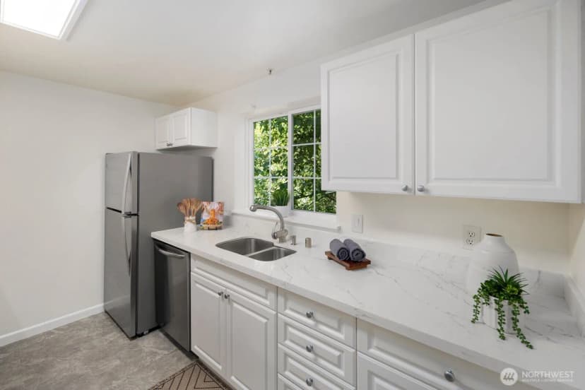 Property photo for 23333 Cedar Way #c201, Mountlake Terrace photo 7