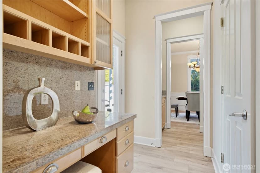 Property photo for 21226 Se 26th Street, Sammamish photo 14